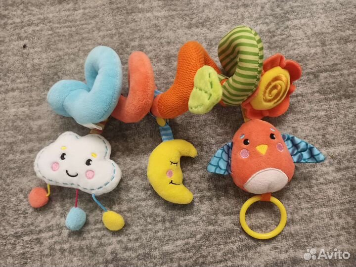 Подвеска на кроватку или коляску