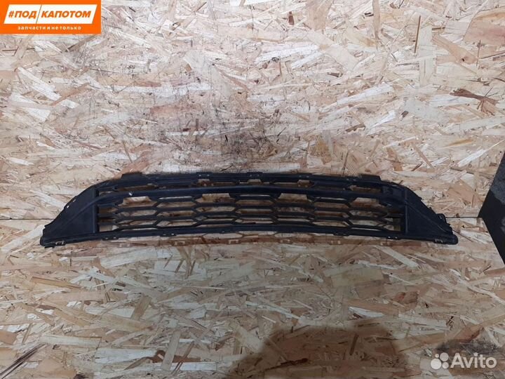 Решетка радиатора нижняя Chevrolet Cruze 2