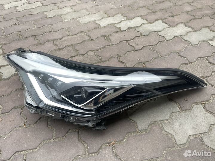 Левая фара Toyota C-HR 2020 full led