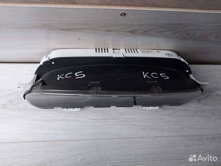 Панель приборов Kia Spectra щиток приборов