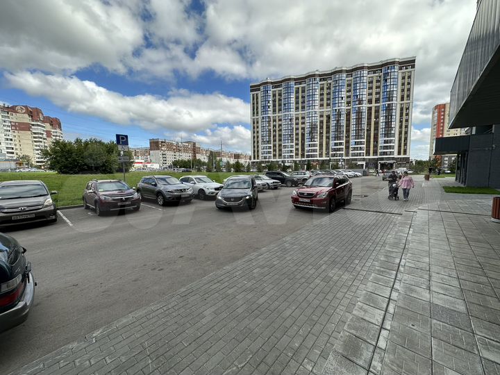 Торговая площадь, 77 м²