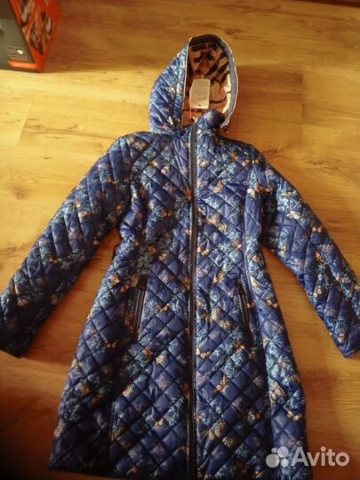 Пальто новое на девочку