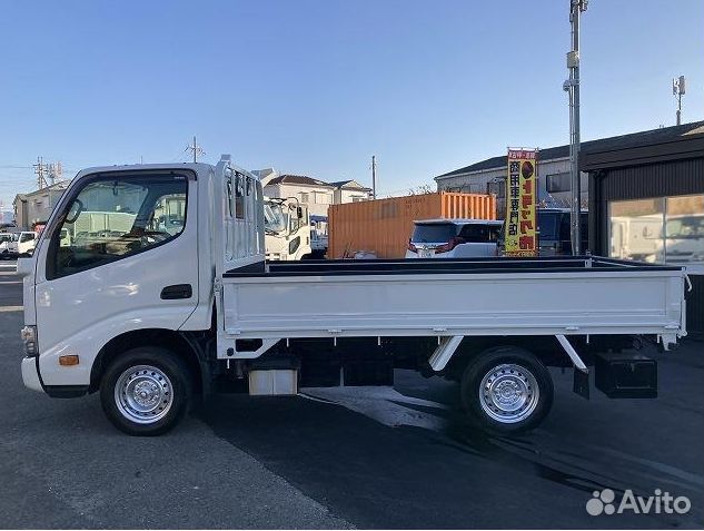 Бортовой грузовик Toyota ToyoAce, 2017