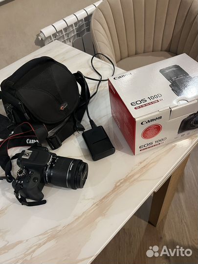 Фотоаппарат Canon EOS 100D