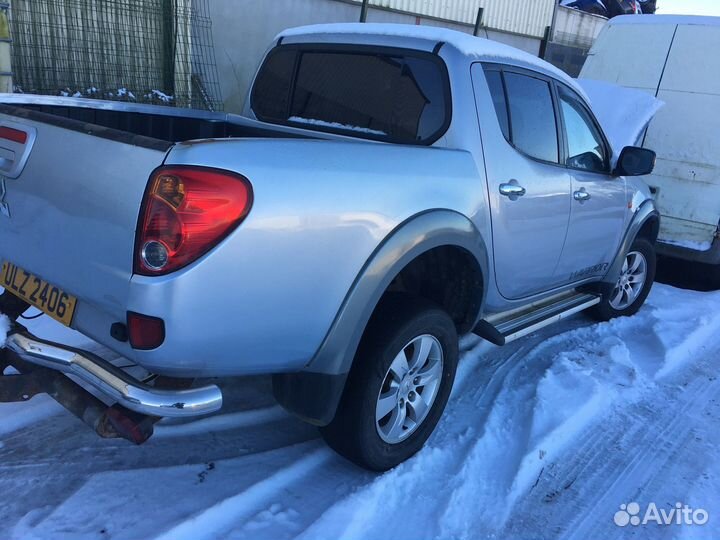 Амортизатор задний mitsubishi L200 K4T 2007