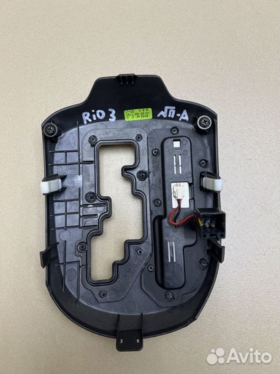 Накладка селектора АКПП Kia Rio 3