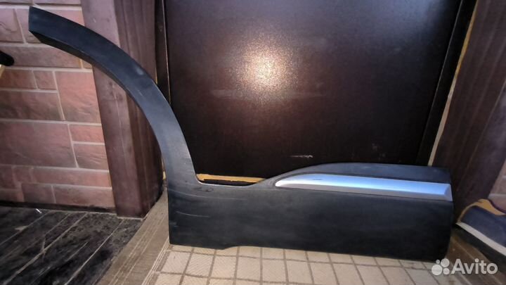 Молдинг двери задней правой 609000785AA Tiggo 4