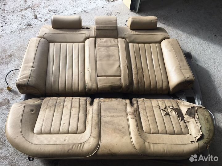 Задние сиденья Volkswagen Phaeton (1890)