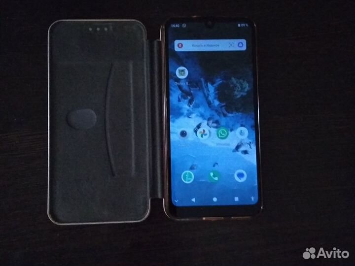 BQ 6040L Magic, 2/32 ГБ