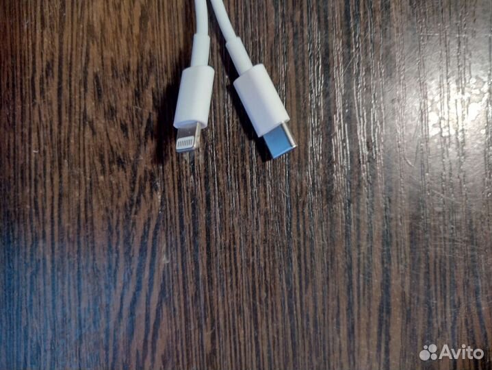 Кабель для зарядки телефона