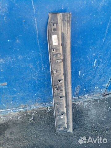 Накладка двери передней левой Renault Arkana