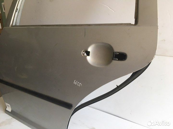 Дверь задняя левая задняя левая Volkswagen Golf 4
