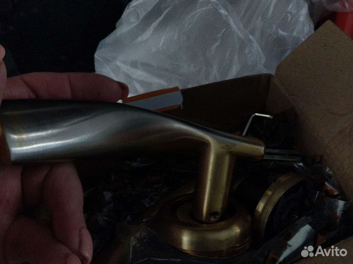 Дверные ручки