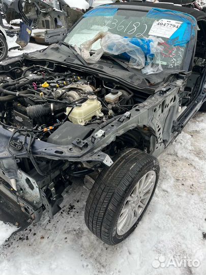 Четверть передняя левая Fiat 124 2018