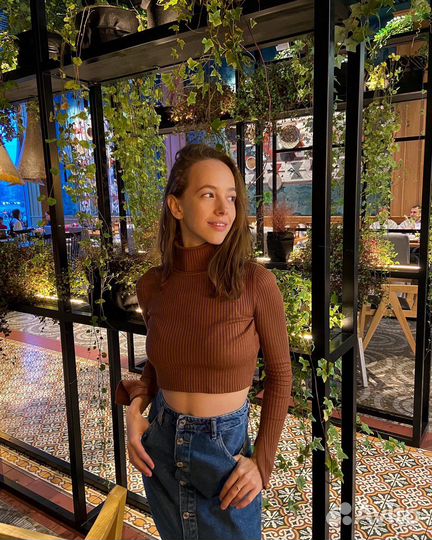 Педагог по вокалу (очно/онлайн)