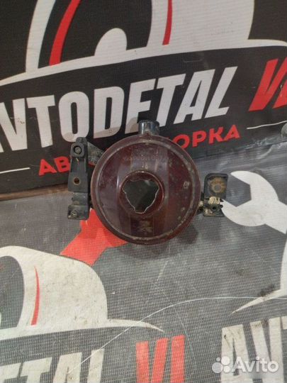 Фара противотуманная Ford C-Max минивэн 2003-2007