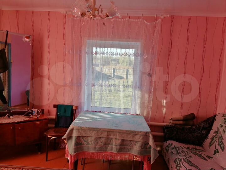 Дом 50,6 м² на участке 1,43 га