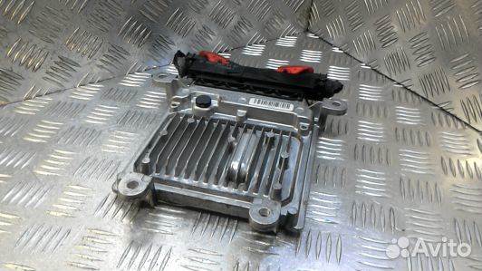 Блок управления двс mercedes benz C-class W204 (95