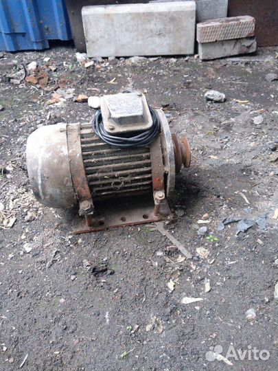 Электродвигатель