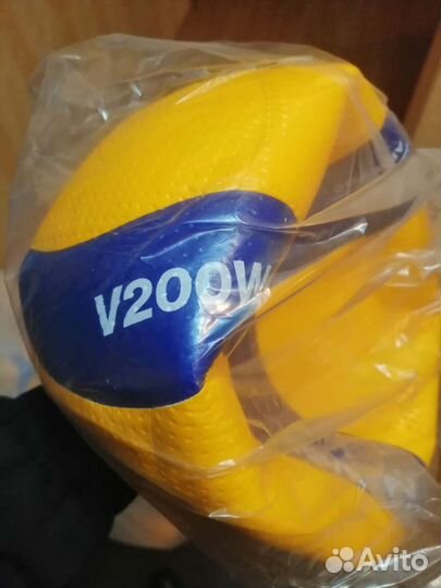 Волейбольный мяч Mikasa V200W