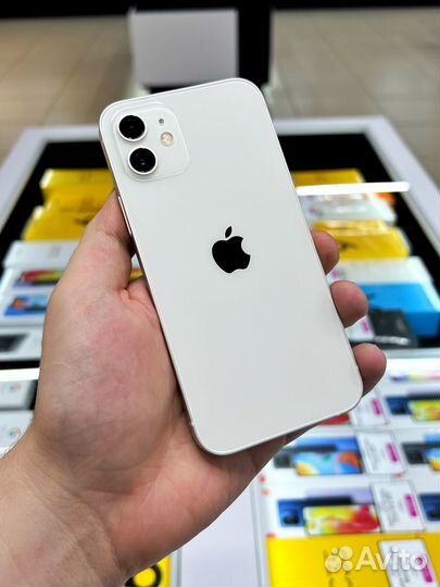iPhone 12 64GB White