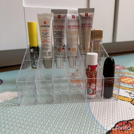 Подставка для помад и косметики