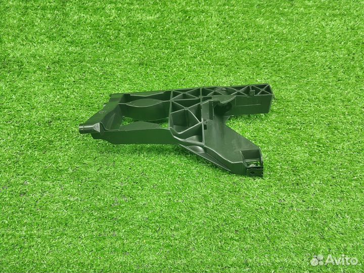 Крепление фары левое Audi A6 C7 VAG