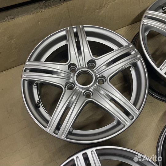 Литые диски R15 5x112 VAG