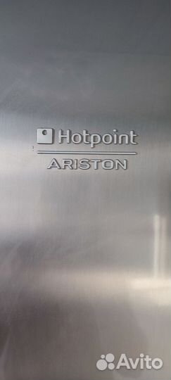Холодильник Hotpoint-Ariston