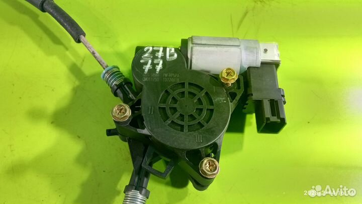 Стеклоподъёмник передний правый для Mazda 3