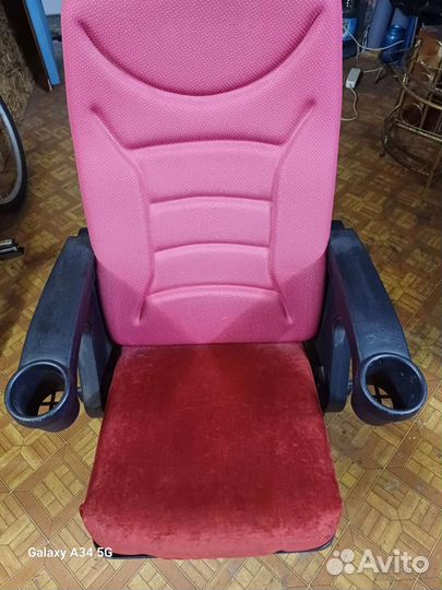 Кресло из кинотеатра