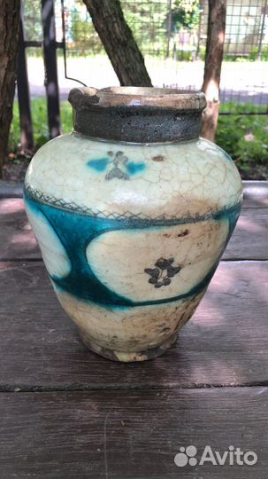 Антикварная ваза