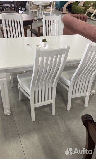 Стол из массива