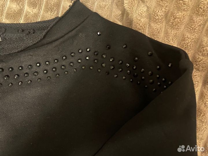 Свитшоты черный