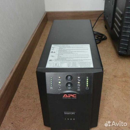 Ибп APC SMART ups 1500
