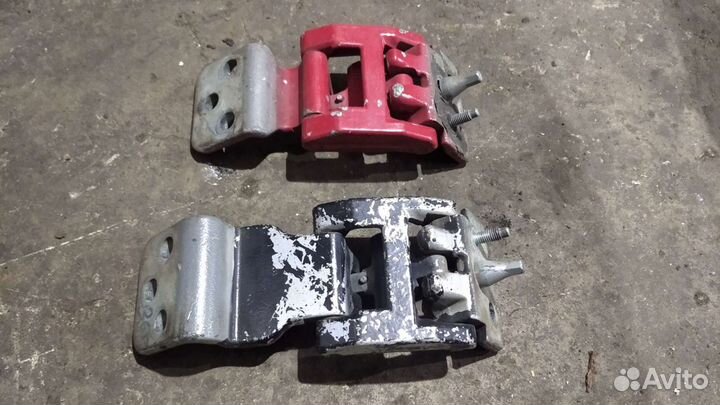 Петли задних дверей Форд Транзит 2014-2021