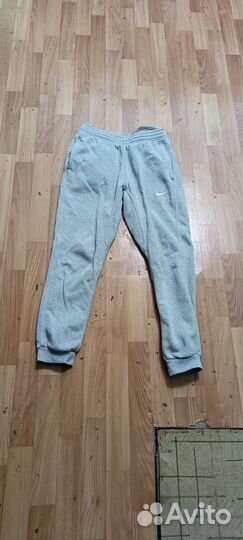 Спортивные штаны Nike