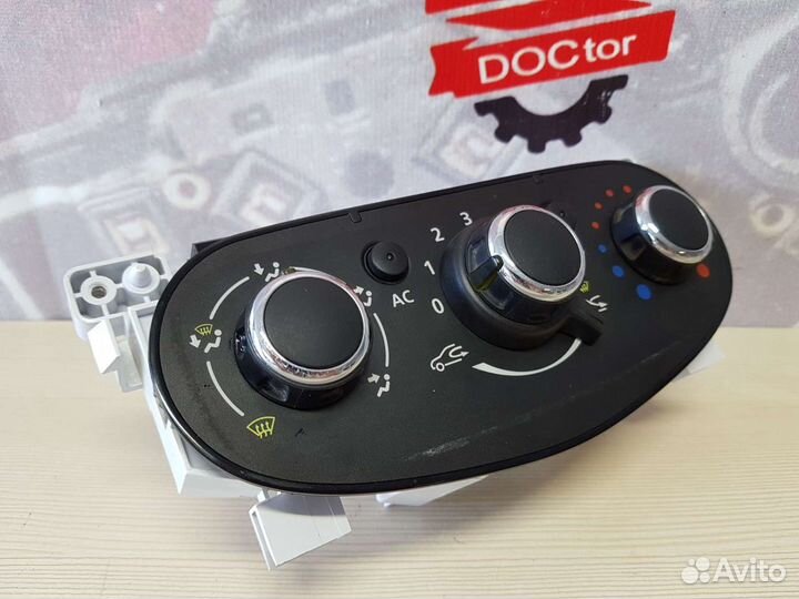 Блок управления печки Renault Duster 1