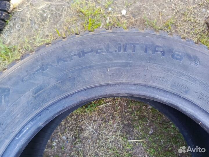 Nokian Tyres Hakkapeliitta 8 205/65 R16 98H