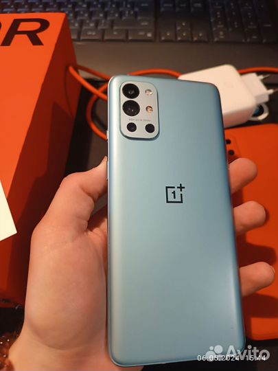 OnePlus 9R, 8/256 ГБ