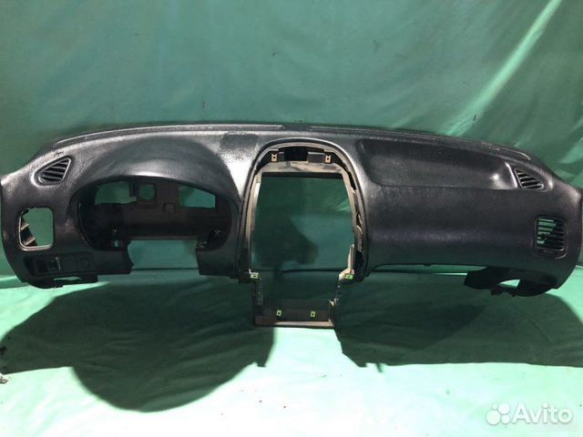 Торпедо Mitsubishi Carisma