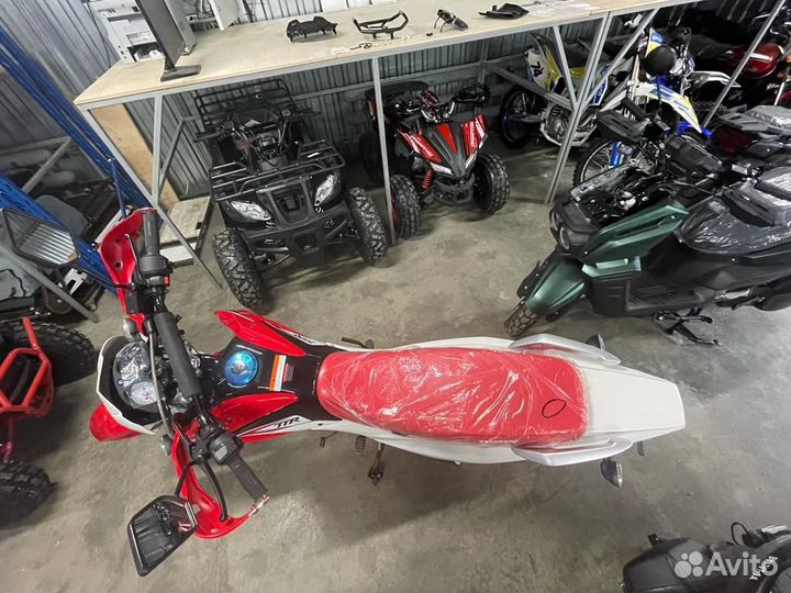 Мотоцикл кросс, эндуро, питбайк Irbis TTR 250