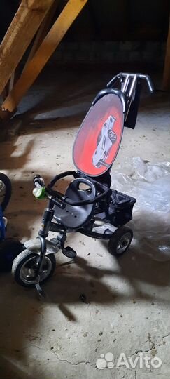 Трехколесный велосипед с родительской ручкой