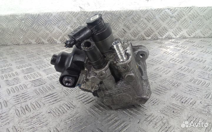 Насос топливный (тнвд) Volkswagen Tiguan