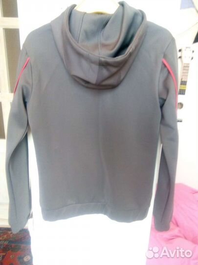 Костюм спортивный