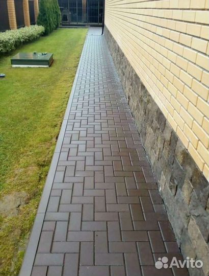 Благоустройство двора под ключ