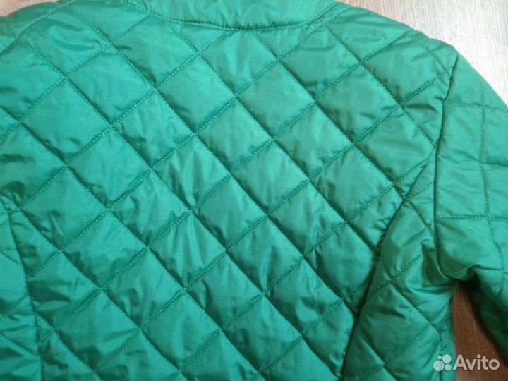 Куртка женская новая 46новая