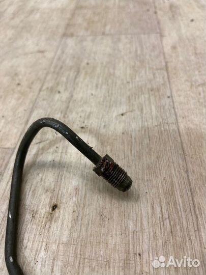 Тормозная трубка задняя левая Mitsubishi Lancer 9