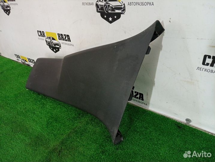 Обшивка стойки центральная правая R Renault Megane