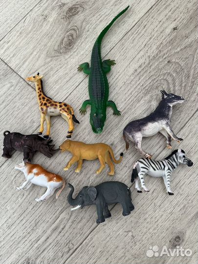 Игрушки фигурки животных